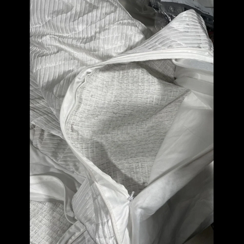 NEW Hotel‎ Collection Moire Full/Queen Duvet Cover